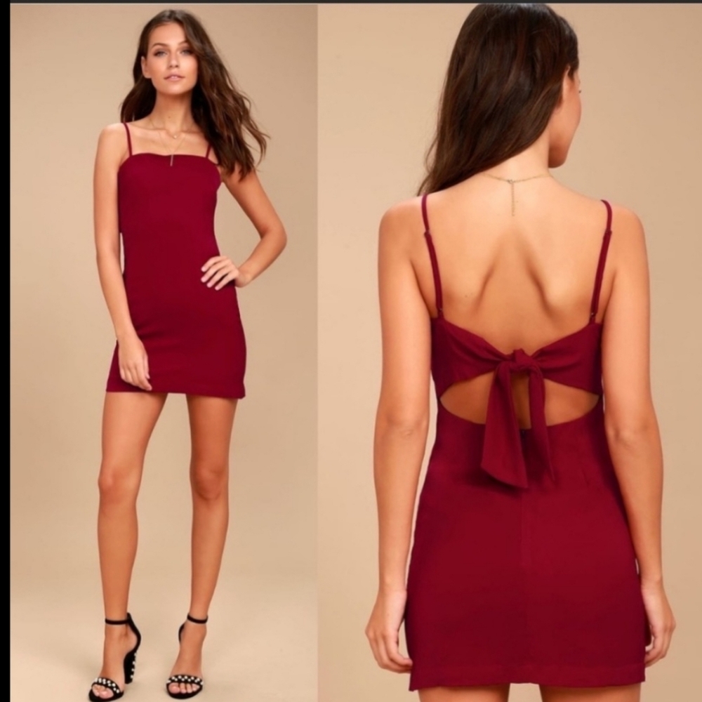 NEW Lulus Red Open Back Bow Spaghetti Strap Dress size L